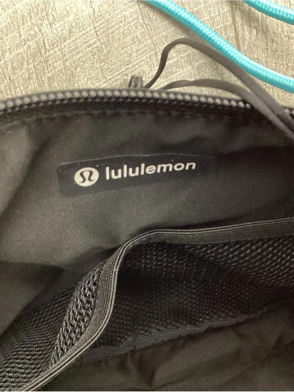 Lululemon Patch Logo Crossbody